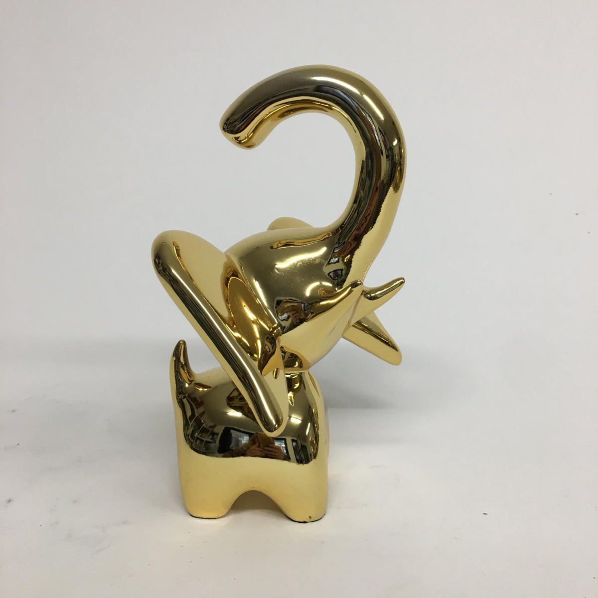 6 Hugo Gold, golden elephant, art that makes you happy, Jacky Zegers