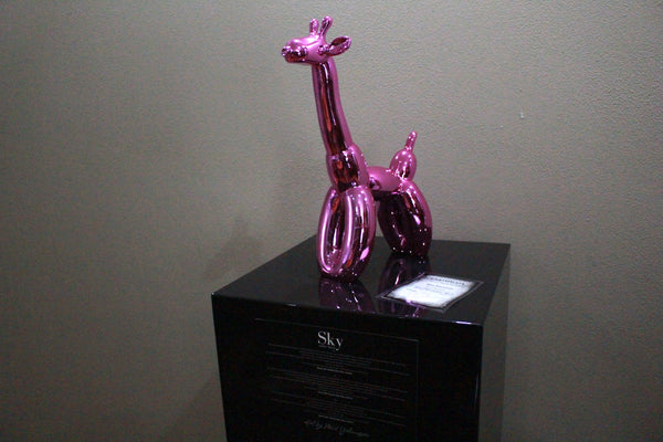 Sky Pink – Max Johansson
