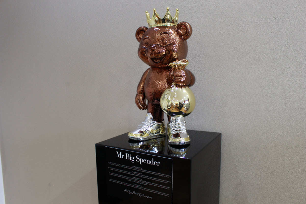 Mr Big Spender Bronze