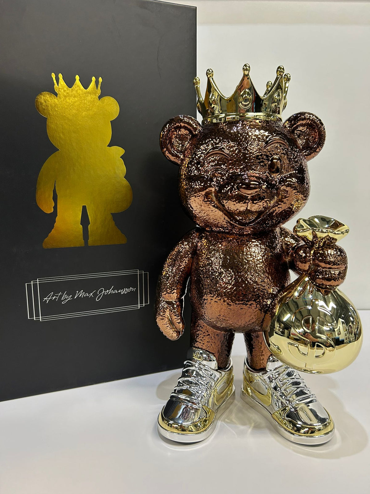 Mr Big Spender Bronze