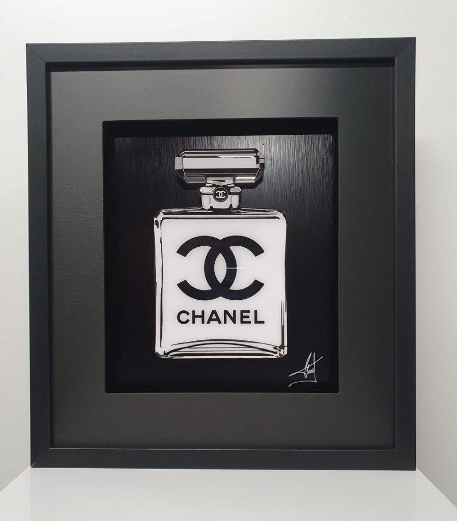 Sculpture framed Chanel- Fred Meurice
