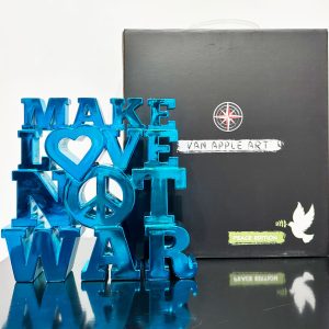 Make love not war – blue- van Apple